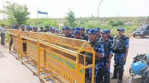 नूंह की सीमाएं सील : आज निकलेगी ब्रजमंडल यात्रा स्कूल-कॉलेज और बैंक बंद बढ़ाई गई नल्हड़ मंदिर की सुरक्षा
