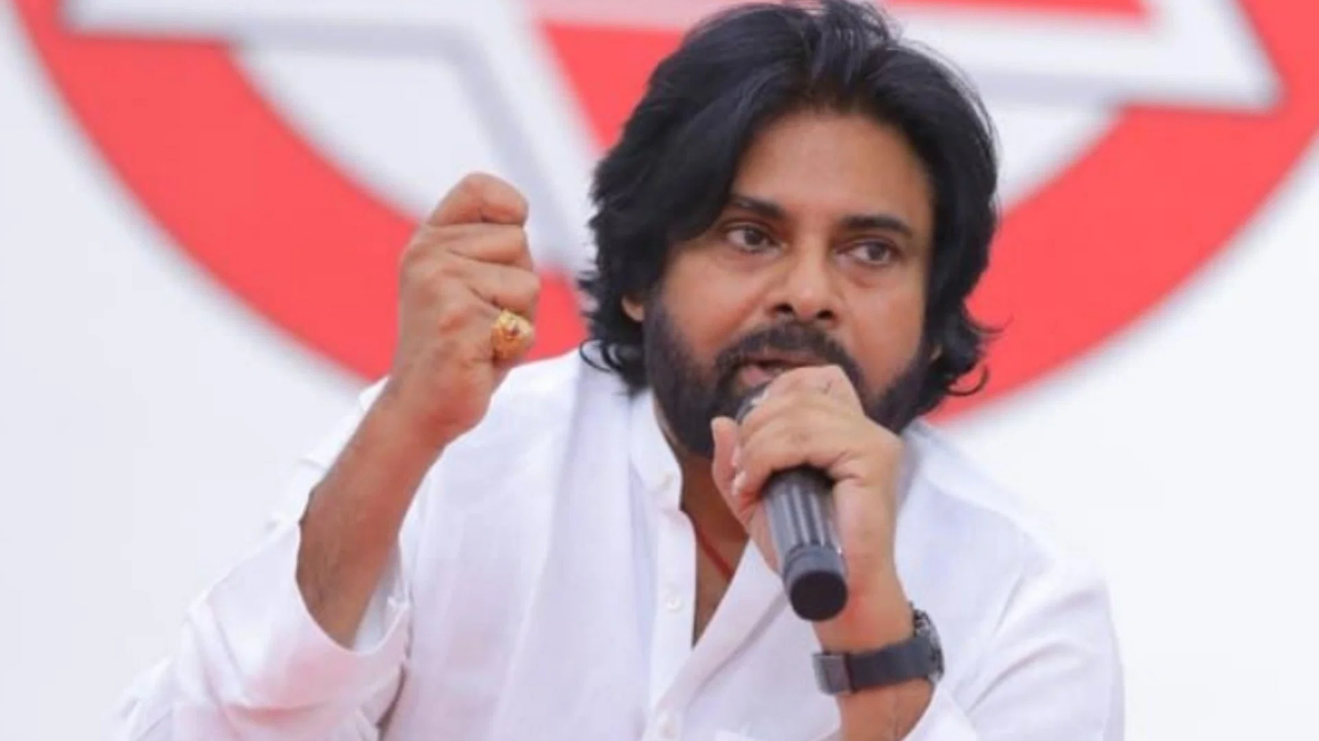 Andhra: योगी आदित्यनाथ जैसा बनना होगा अपनी सरकार पर भड़के पवन कल्याण; कनाडा हमले पर भी दी तीखी प्रतिक्रिया
