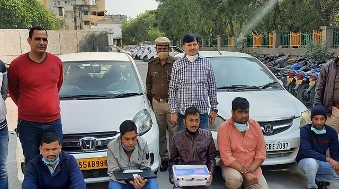 UP: बीमा कंपनी व कॉल सेंटर में बंटी-बबली ने सीखी ठगी, बैंकिंग ट्रांजेक्शन की ट्रेल से ठगों तक पहुंची पुलिस
