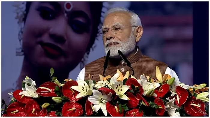 Auto Expo 2025: प्रधानमंत्री मोदी करेंगे ऑटो एक्सपो का उद्घाटन इस बार इलेक्ट्रिक वाहनों पर जोर 
