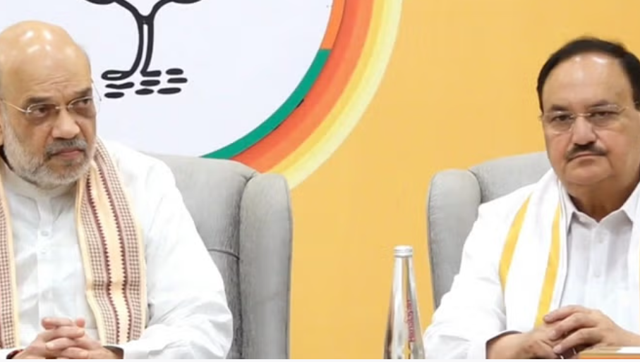 Dilli Sarkar : दिल्ली में सीएम चेहरे से बड़ा सियासी संदेश देने की तैयारी, शपथ ग्रहण में होगा शक्ति प्रदर्शन
